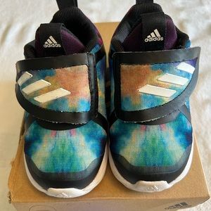 Toddler Girl’s Adidas Sneakers 6T